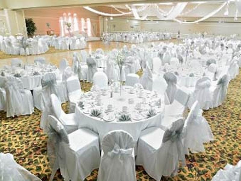 Edmonton Inn And Conference Centre Exterior foto